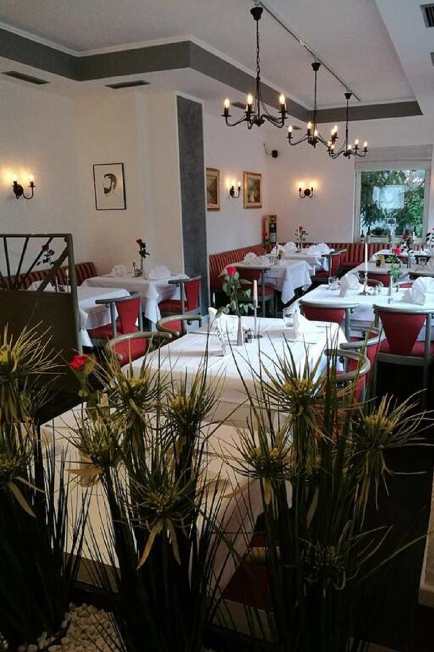 Hotel Apartments Restaurant Cala Luna Marburg Kültér fotó
