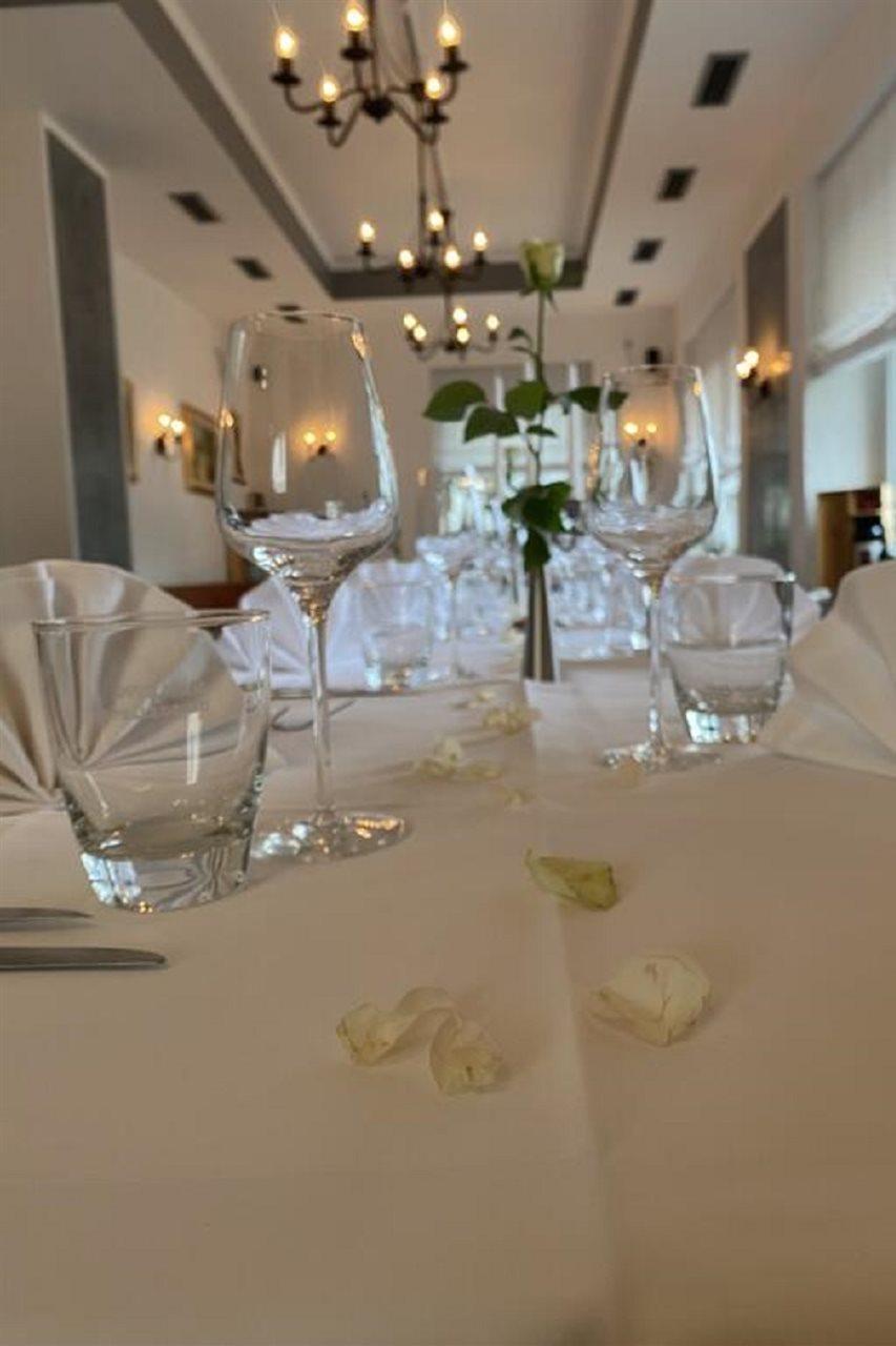 Hotel Apartments Restaurant Cala Luna Marburg Kültér fotó