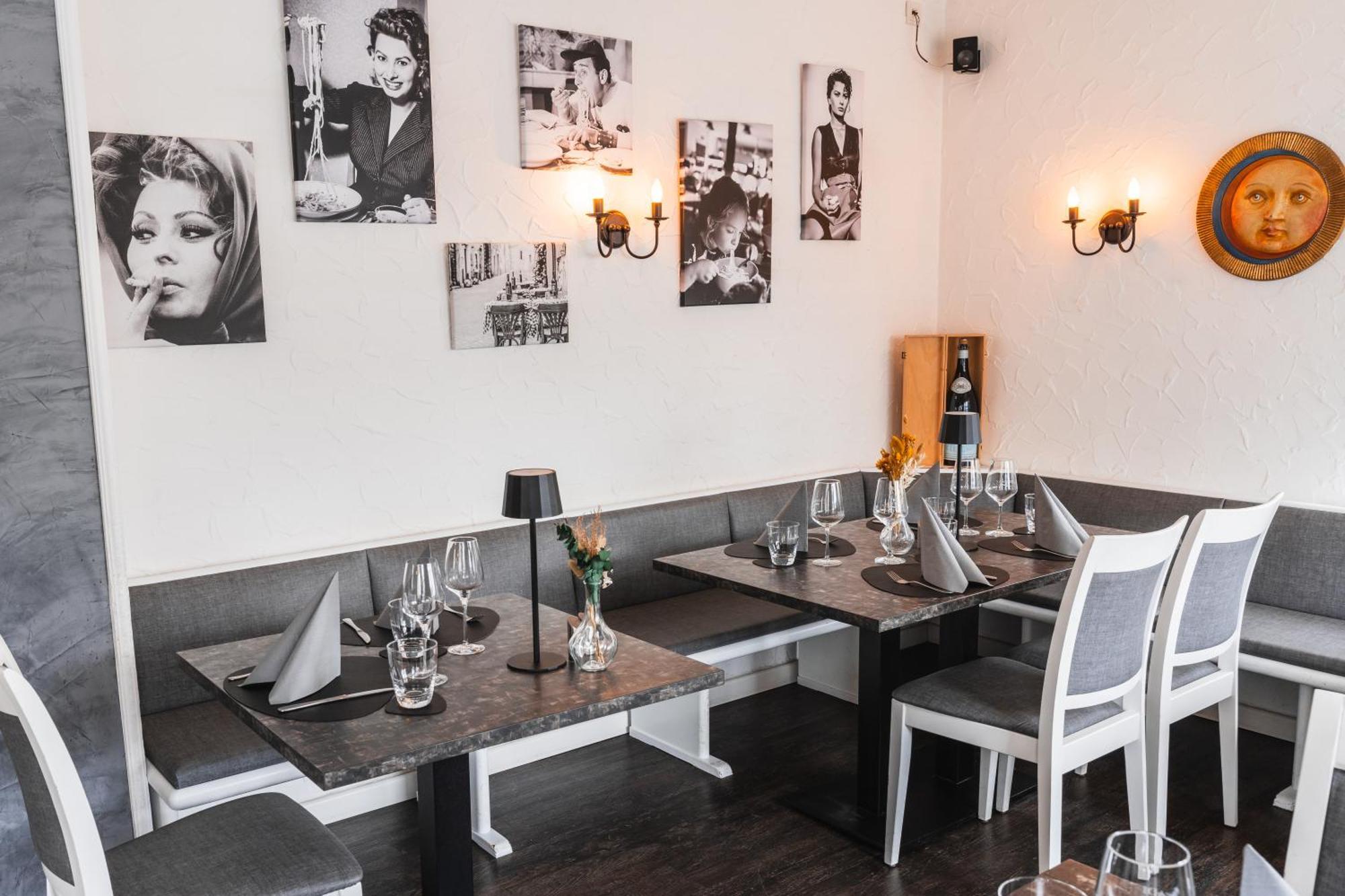 Hotel Apartments Restaurant Cala Luna Marburg Kültér fotó